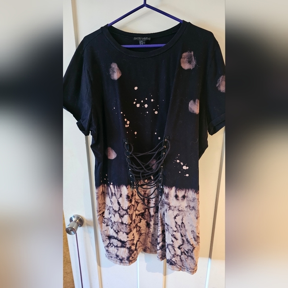 Front corset long tshirt. - Picture 1 of 3